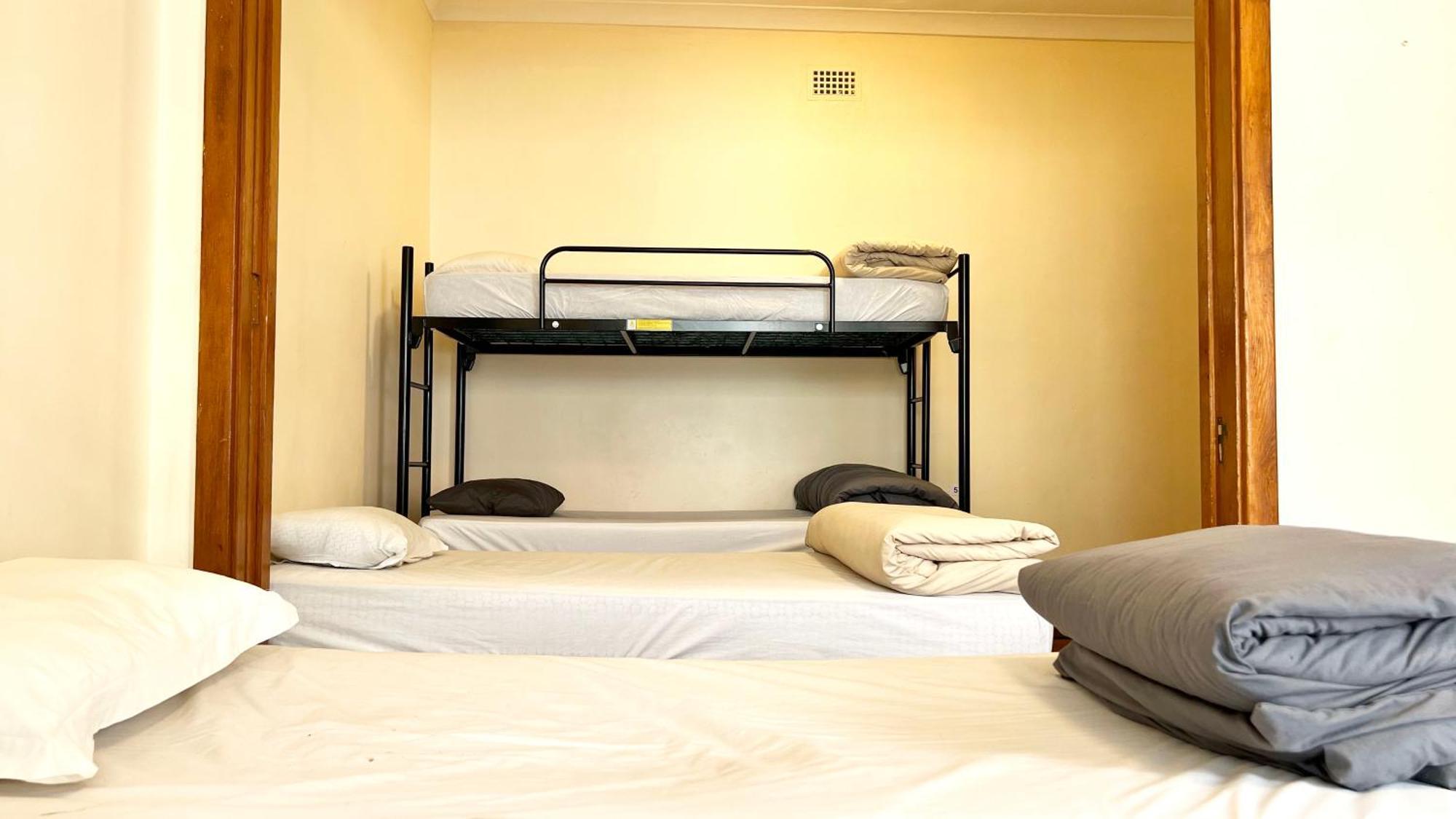 Long Street Backpackers (Adults Only) Hostel Cape Town Phòng bức ảnh